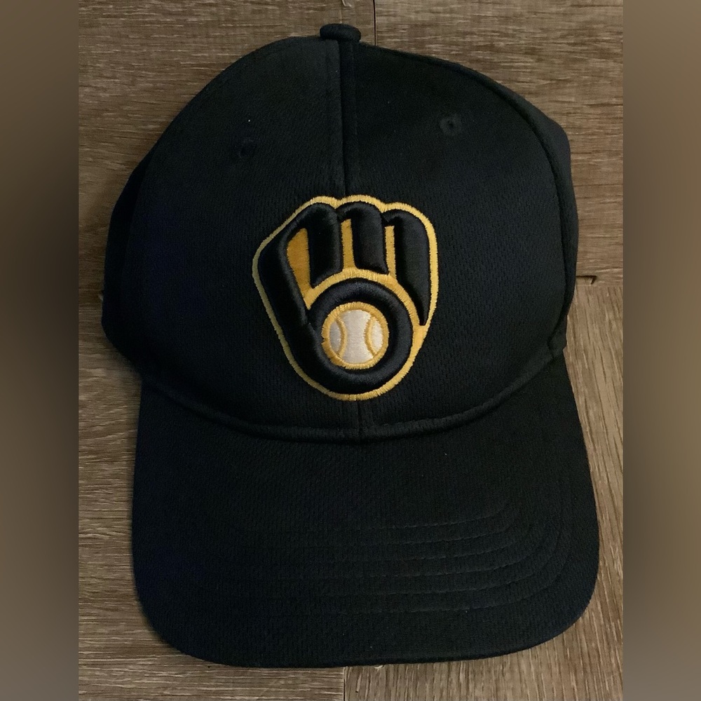 Milwaukee Brewers baseball hat dark blue OC sports MLB one size vintage